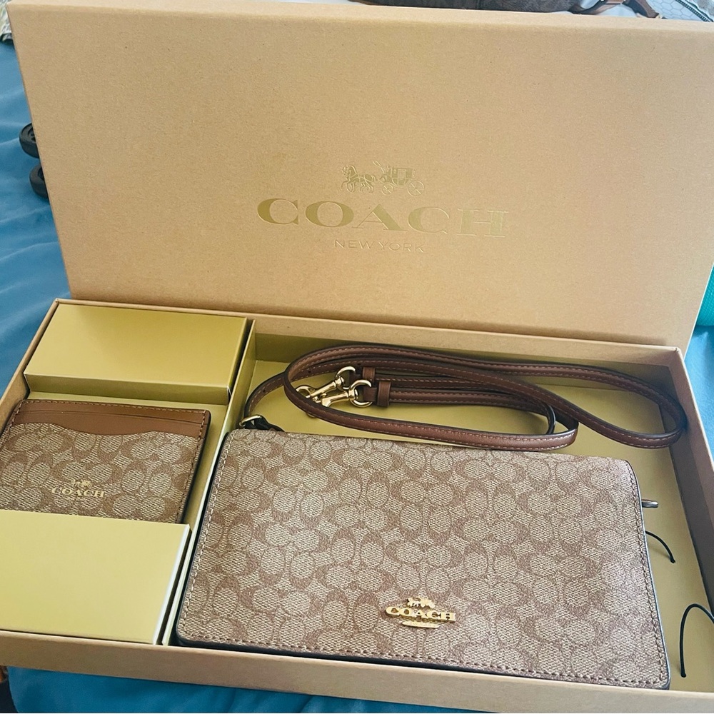 Coach Cross Body set
